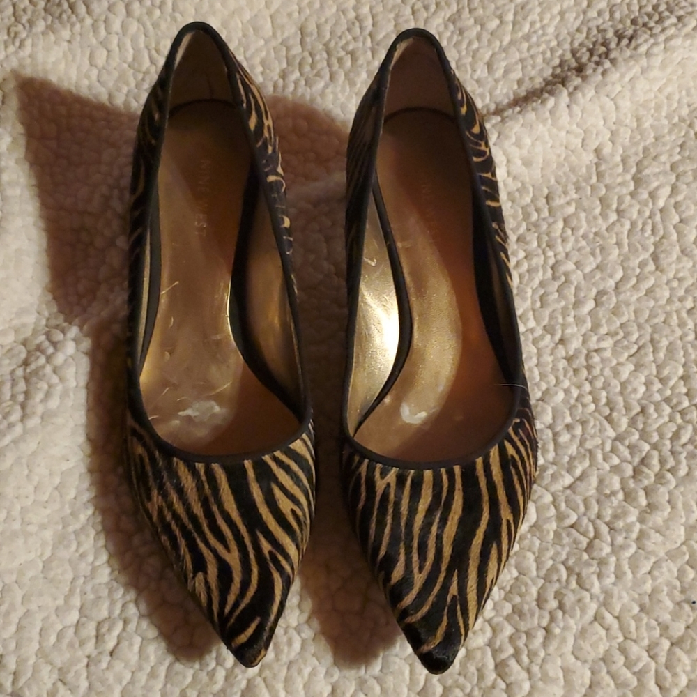 Nine west kitten heel pumps